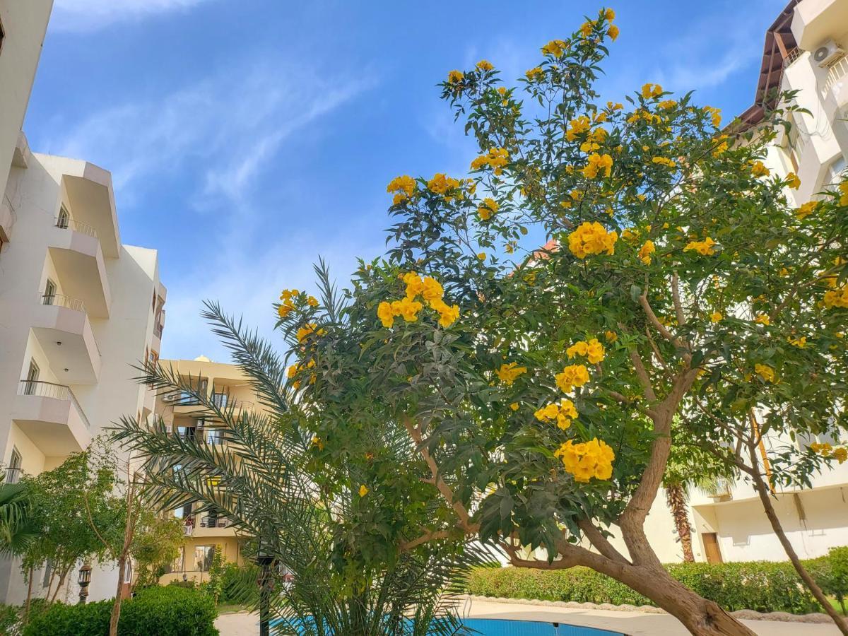 Apartments 1000 And 1 Night Redsealine Хургада Екстериор снимка