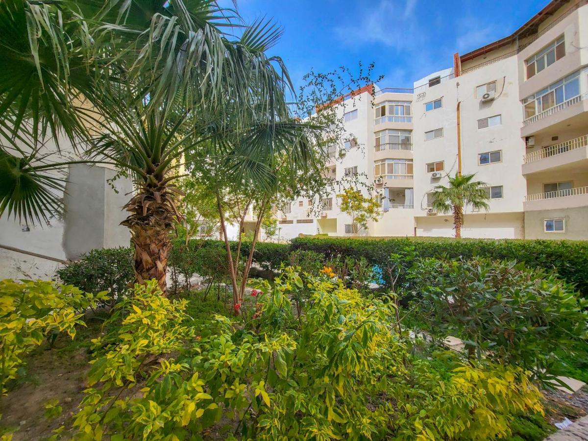 Apartments 1000 And 1 Night Redsealine Хургада Екстериор снимка