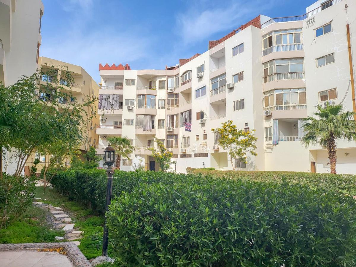 Apartments 1000 And 1 Night Redsealine Хургада Екстериор снимка